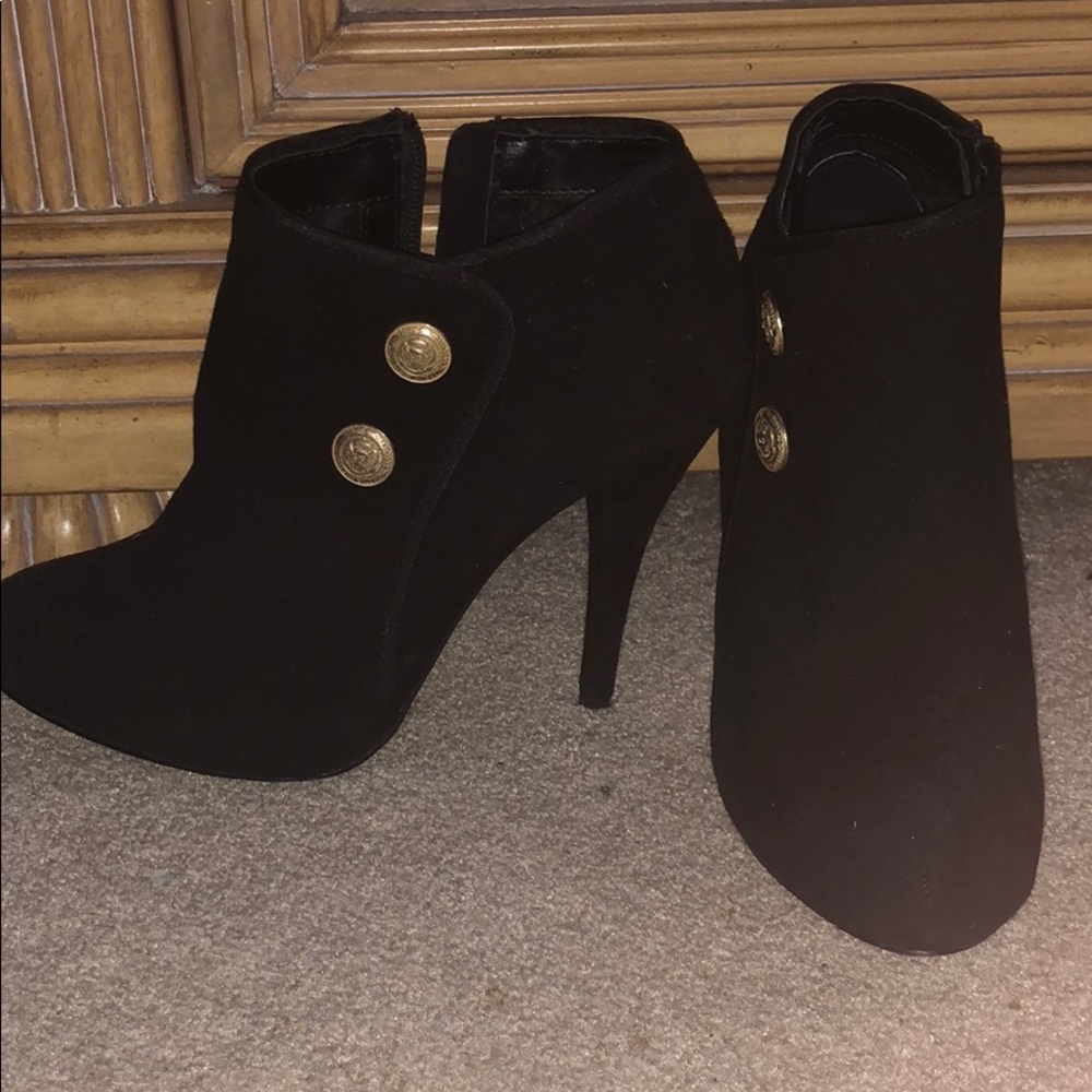Guess Black Heel Boot